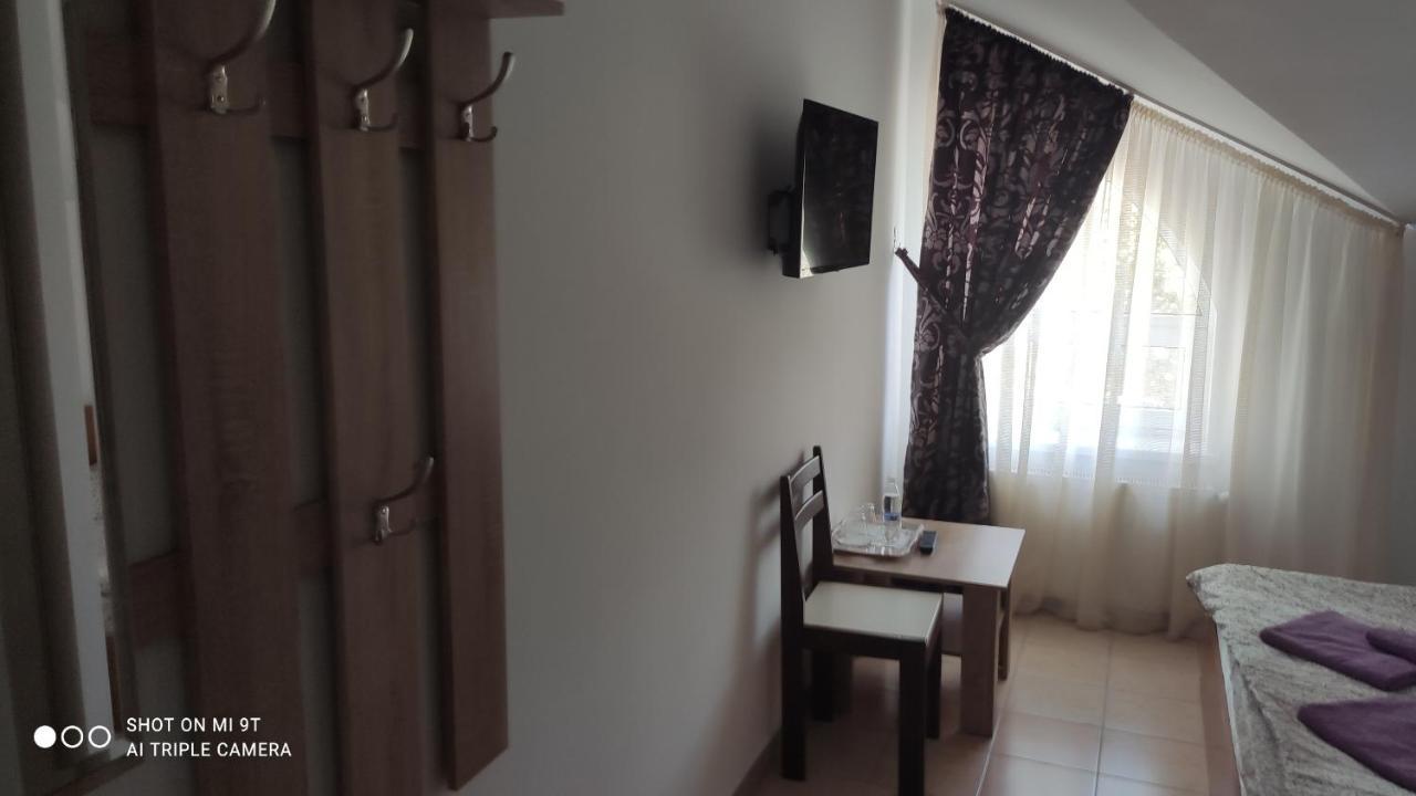 Inter Hotel Ternopil Buitenkant foto