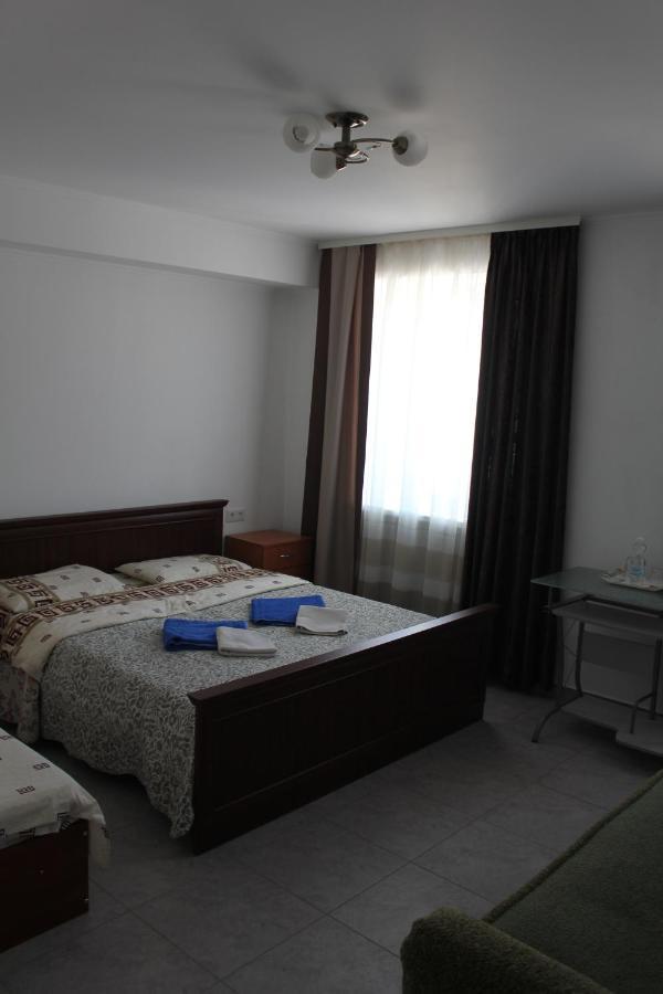 Inter Hotel Ternopil Buitenkant foto